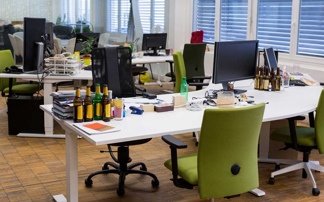 5 Simple Ways To Keep Your Office Clean